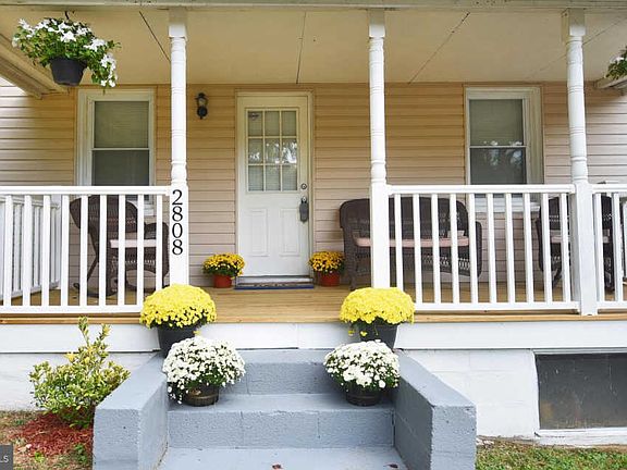 4th image of 2808 Henley Dr