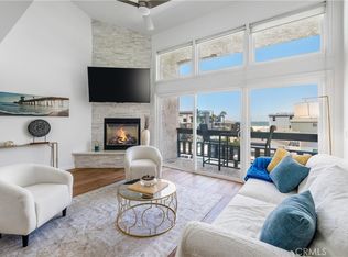 320 Hermosa Ave APT 202, Hermosa Beach, CA 90254