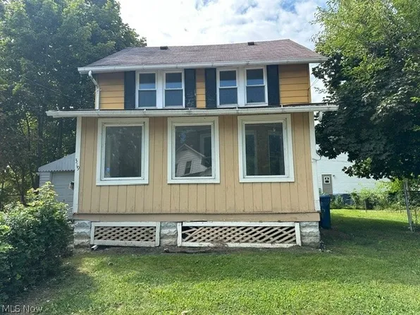 319 W 18th St, Lorain, OH 44052