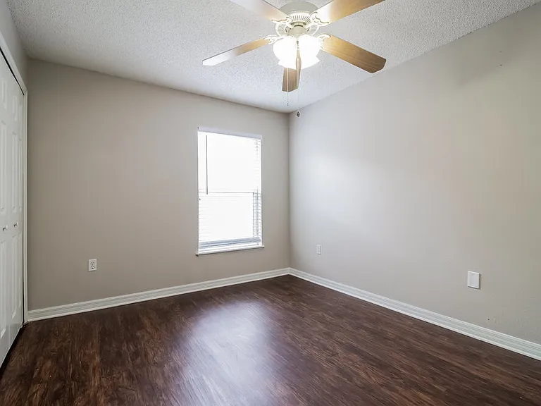 12514 Woodbury Cove Dr — Photo 14