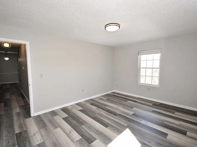 620 Oak Park Blvd #106 — Photo 45