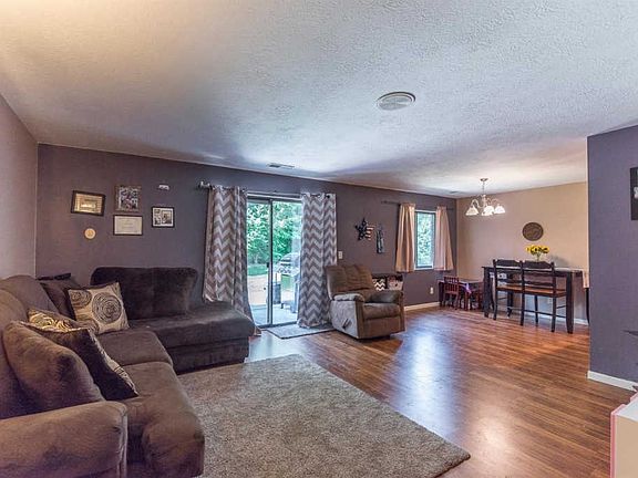 3rd image of 5433 Bluesky Dr Unit 3