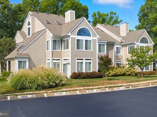 12308 Fort Buffalo Cir, Fairfax, VA 22033