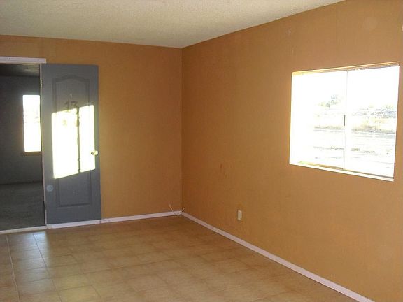5th image of 37910 92nd St E