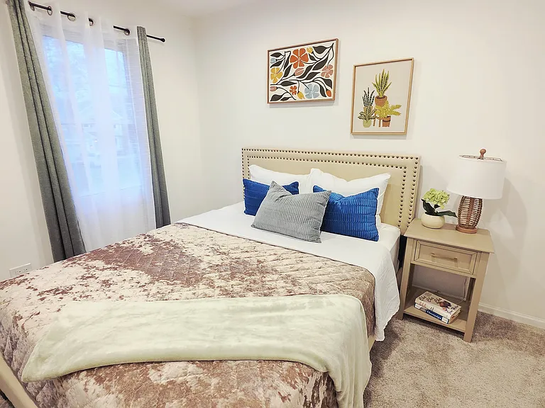 Bentley Dr — Photo 9