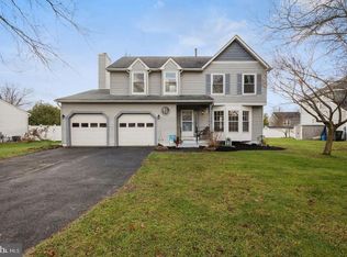 5 Laurel Ct, Lumberton, NJ 08048