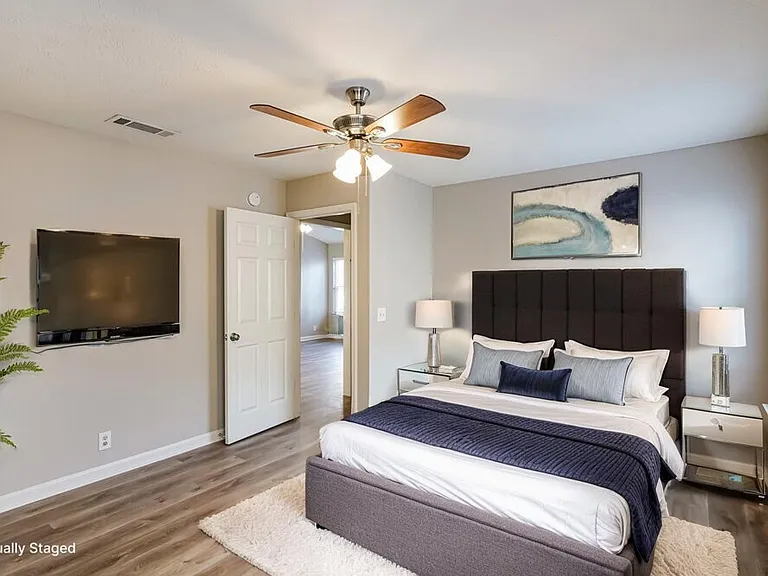 7016 S Hampton Blvd — Photo 10