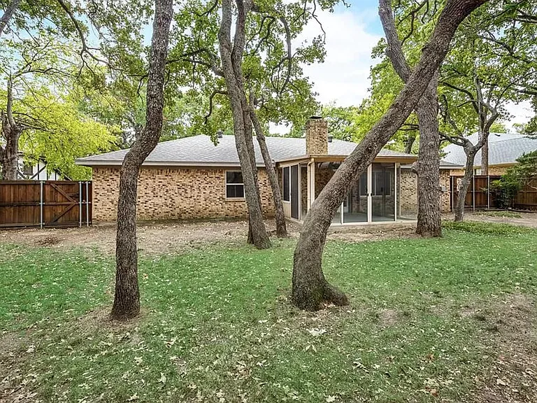 6821 Starnes Rd — Photo 15