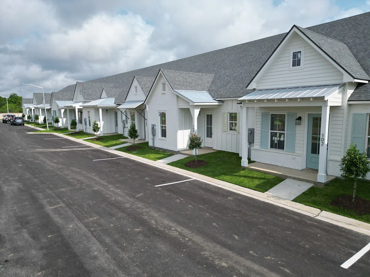 Townhomes at Marblehead — Photo 4