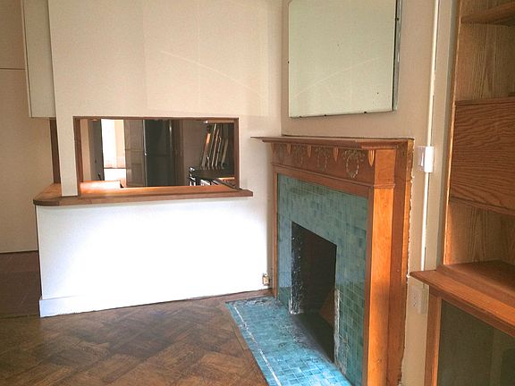 5th image of 303 W 107th St APT 3R