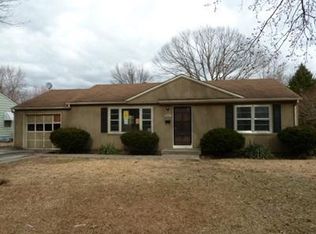 9007 Hardy St, Overland Park, KS 66212
