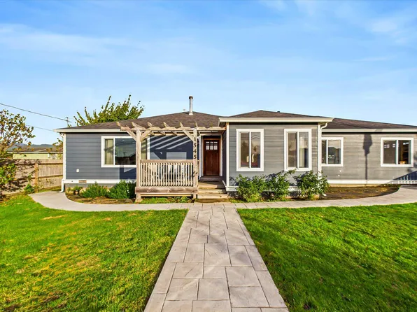 1545 Thelma St, Fortuna, CA 95540