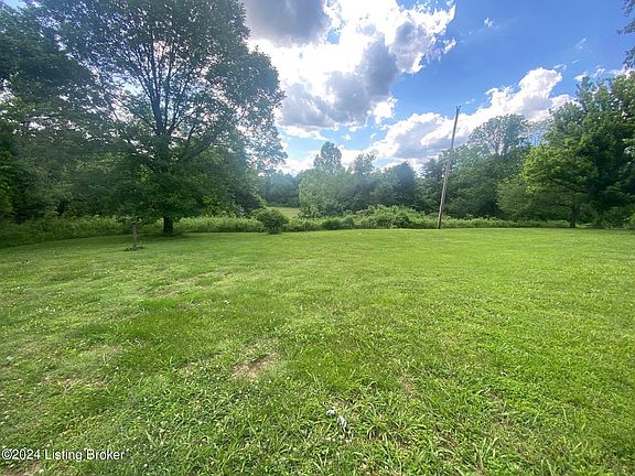 4th image of 160 Hook Newman Ln