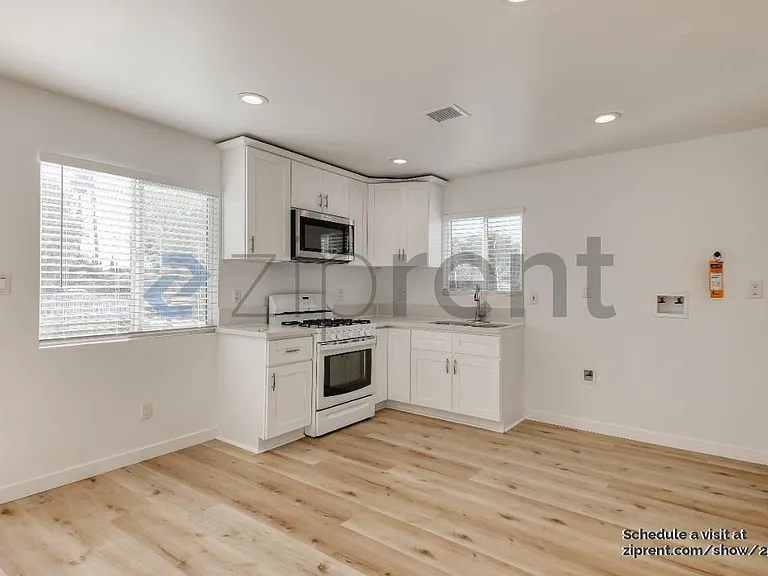 4403 Michigan Ave #A — Photo 11