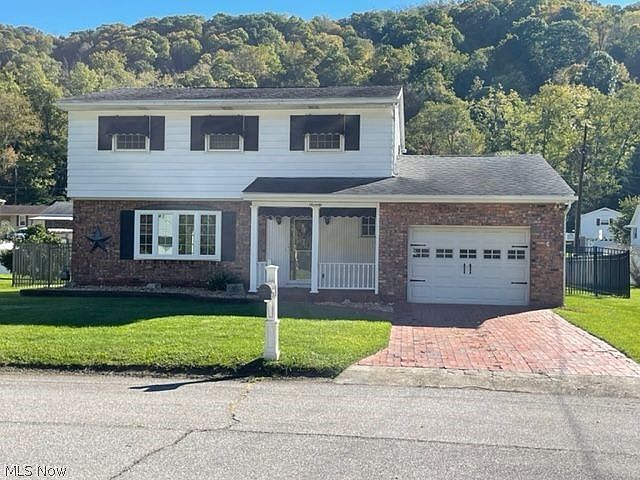 1st image of 70 Sun Valley Dr