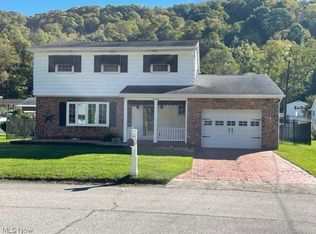 70 Sun Valley Dr, Glen Dale, WV 26038