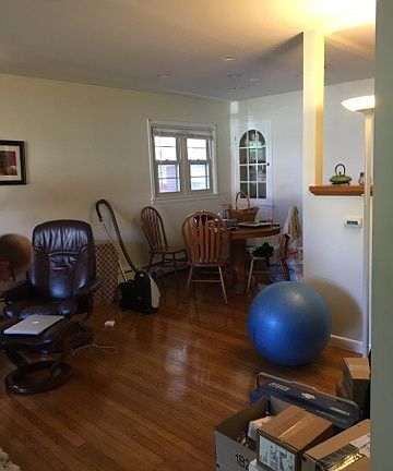 3rd image of 60 Lawnridge Ave