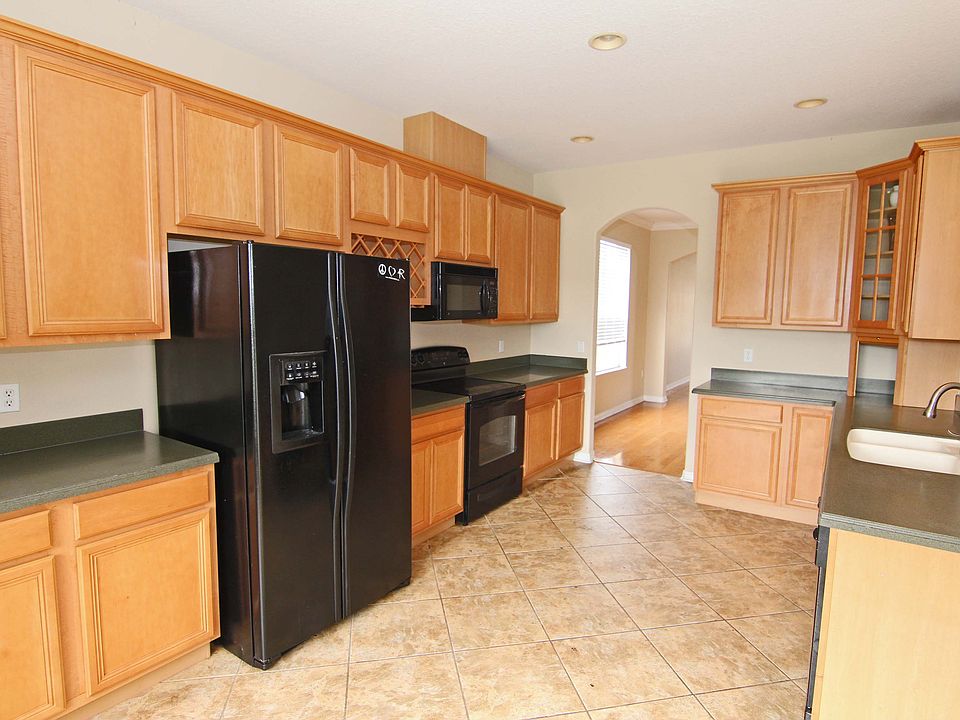 1st image of 13084 Social Ln