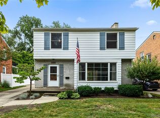 1877 Rosemont Rd, Berkley, MI 48072