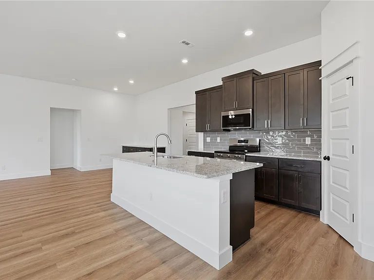 5109 Vista Ave — Photo 12