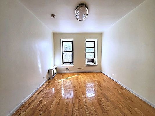 3rd image of 1057 1st Ave #D7