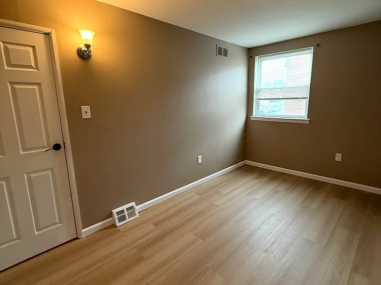 9889 Garvey Dr — Photo 27