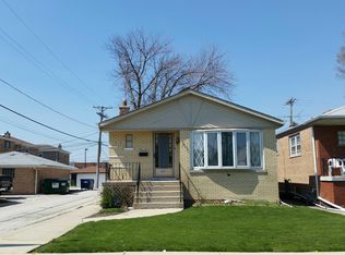 7854 Mason Ave, Burbank, IL 60459