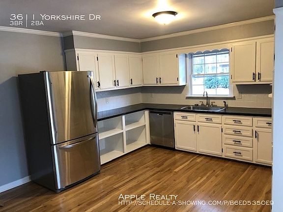 2nd image of 3611 Yorkshire Dr