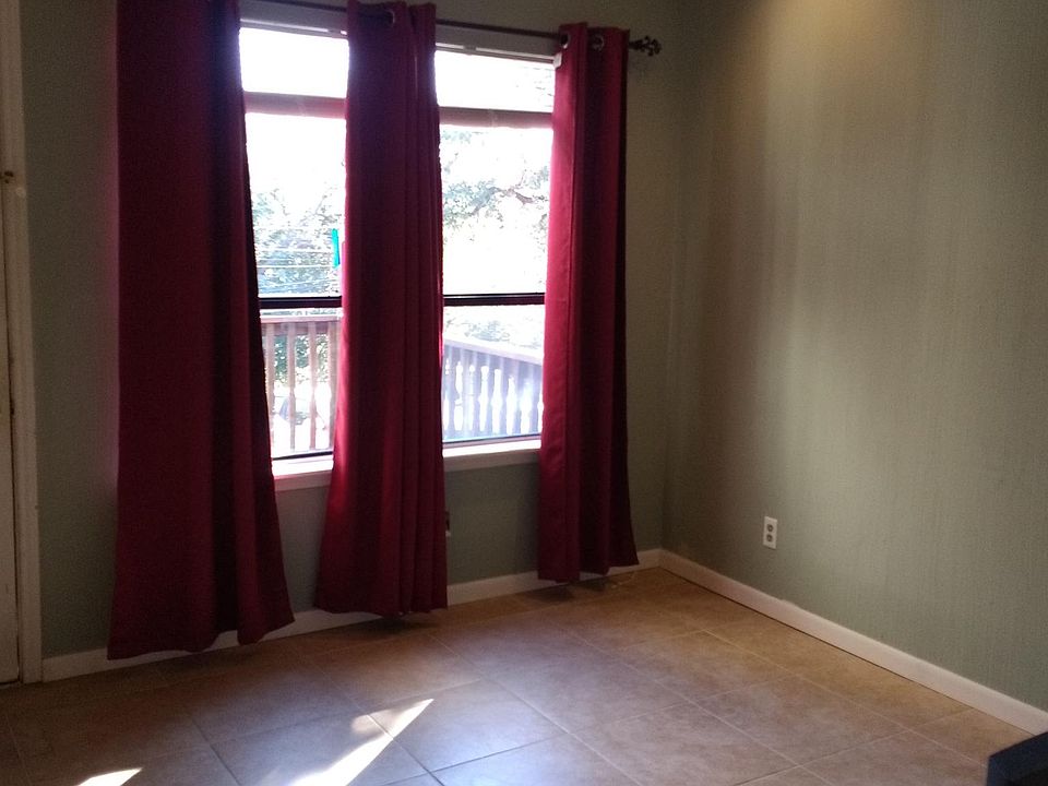 1st image of 430 Lindsey St APT C1