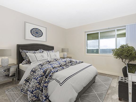 Spacious Bedroom | Forestville MD Apartment Homes | Avenue Apartments