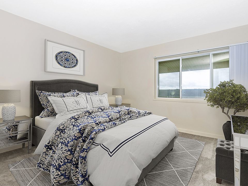 Spacious Bedroom | Forestville MD Apartment Homes | Avenue Apartments