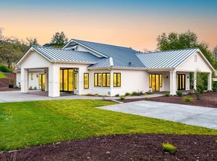 4012 Skyfarm Dr, Santa Rosa, CA 95403