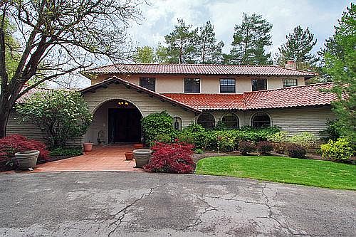 2nd image of 2292 E Cottonwood Ln