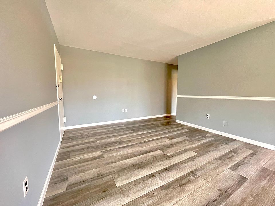 LivingRoom2