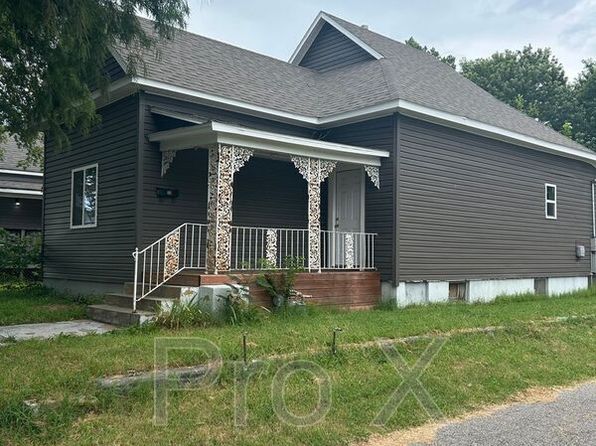 808 N Elm St