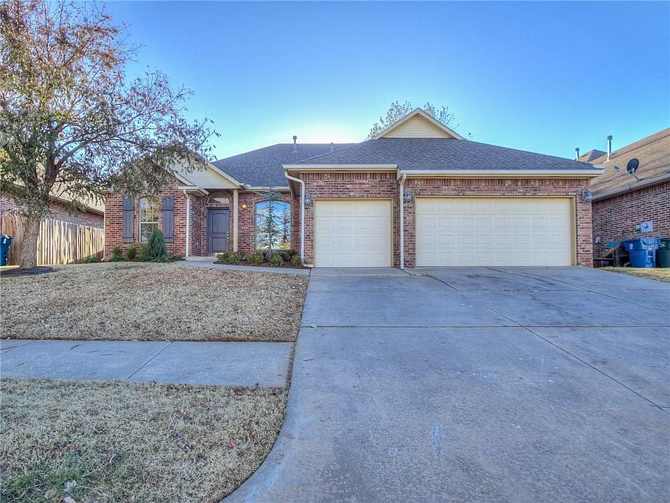 1st image of 1928 Cedar Pointe Ln