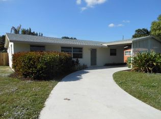 229 Tam O Shanter Dr, Palm Springs, FL 33461