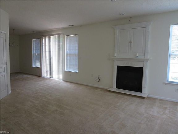 3rd image of 5920 Echingham Dr