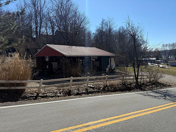 3rd image of 23255 Lashley Rd