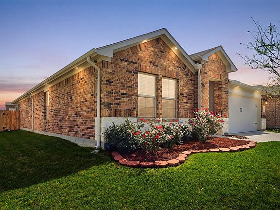 4th image of 2450 Ormes Forest Ln