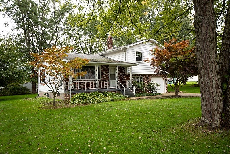 1st image of 743 Porter Ave