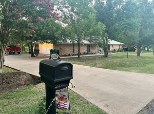 5204 Camino Dos Lagos Dr, Sherman, TX 75090