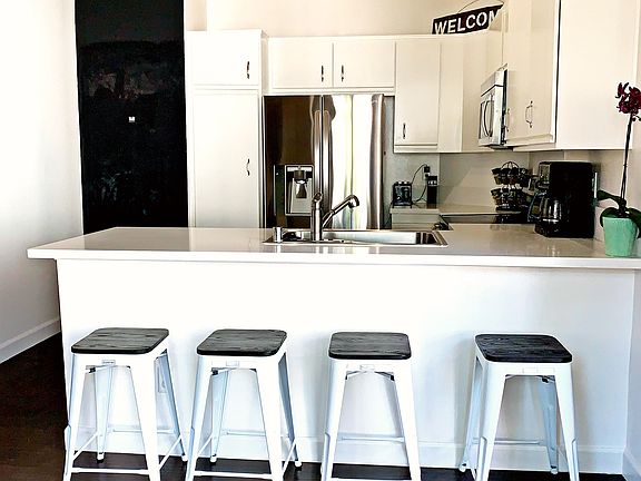 2nd image of 2402 Pleasant Way Unit J