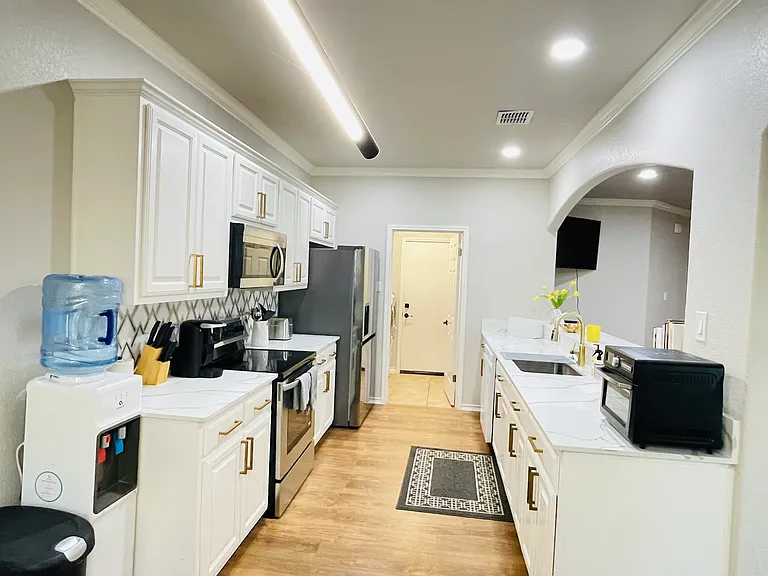 3418 Dalton St — Photo 8
