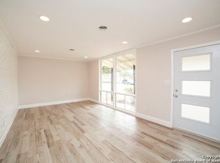 102 Gettysburg Rd, San Antonio, TX 78228