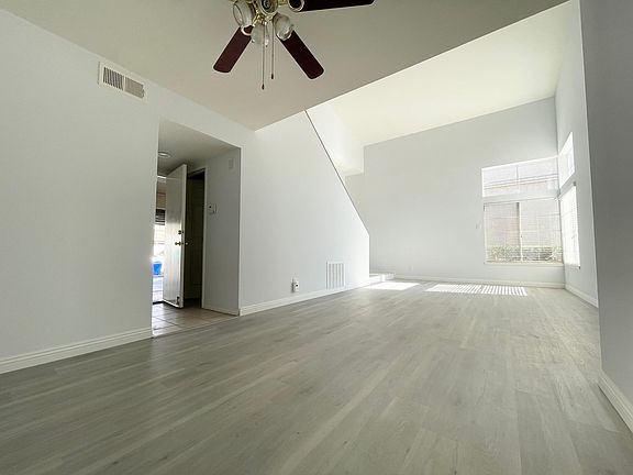 5th image of 10551 Oakdale Dr