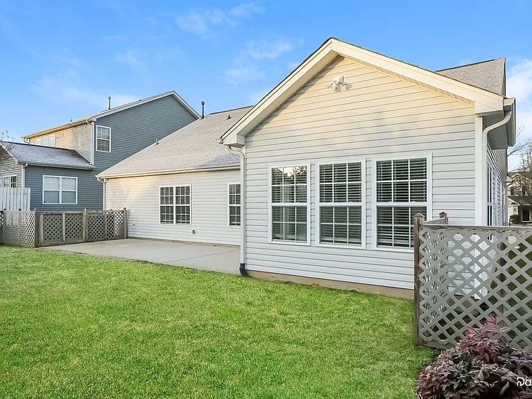 6763 Thistle Down Dr — Photo 14