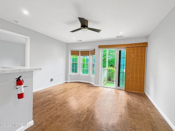 3rd image of 436 Meade Court #436
