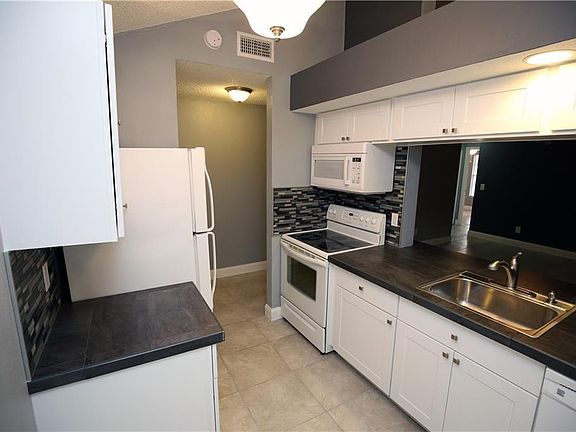 3rd image of 3616 Glenmac Ct
