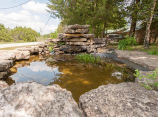 551 Lakewood Dr, Hollister, MO 65672